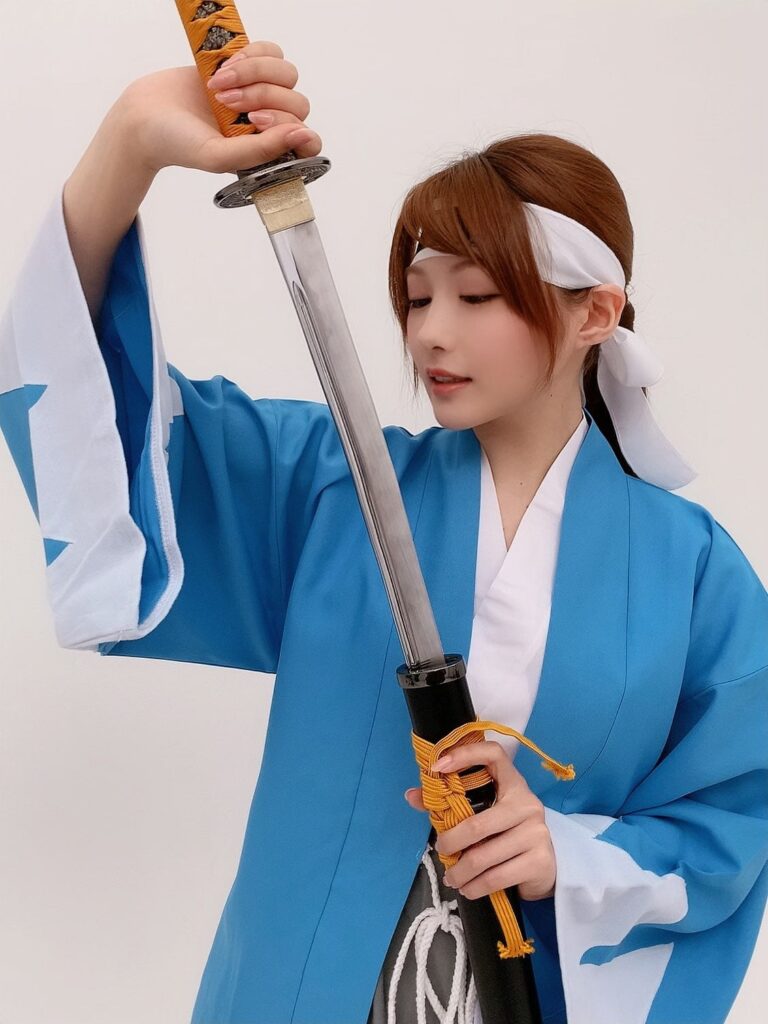aizawa-minami-as-swordsman